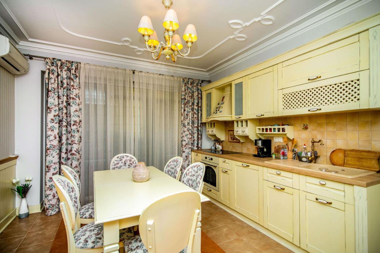 Central Shabby Chic Flat Close To Paid Parking Apartment Varna Ngoại thất bức ảnh